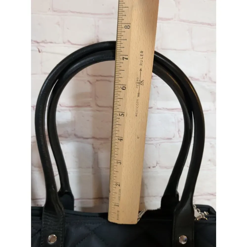 MY FLAT IN LONDON IN VENUSTUM VE RI TAS ORGANIZER PASSPORT LG TOTETE $540